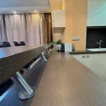 アパート Local-lux Premium Apartment- 2 Bedrooms Balcony -2 Private Parking *