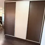 Local-lux Premium Apartment- 2 Bedrooms Balcony -2 Private Parking アパート *