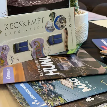 Local-lux 3 - 2 X Free Parking & Balcony Apartmán *