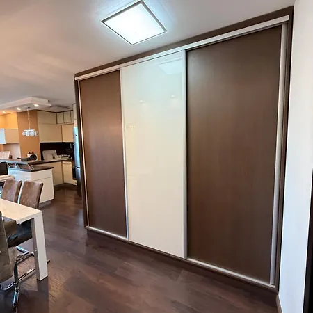 Apartmán Local-lux 3 - 2 X Free Parking & Balcony Kecskemét