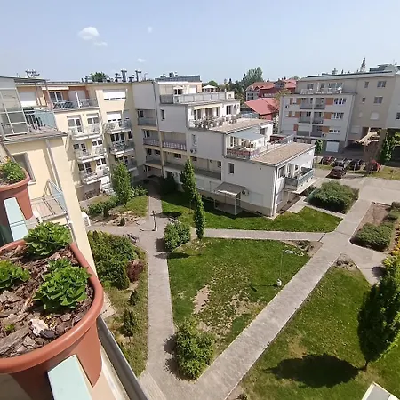 Local-lux 3 - 2 X Free Parking & Balcony *