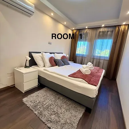 Local-lux 3 - 2 X Free Parking & Balcony Kecskemét