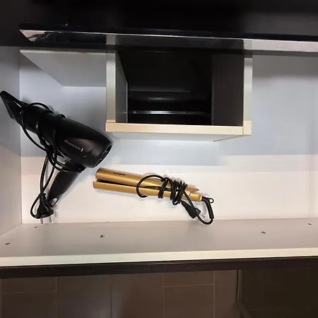 Local-lux 3 - 2 X Free Parking & Balcony *