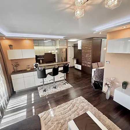 דירה Local-lux Premium Apartment- 2 Bedrooms Balcony -2 Private Parking