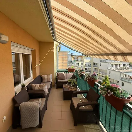 דירה Local-lux Premium Apartment- 2 Bedrooms Balcony -2 Private Parking קצ'קמט