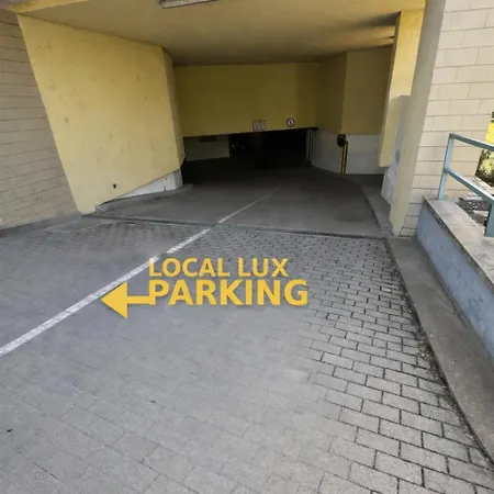 Local-lux Premium - Center, 2 Bedrooms, Balcony & 2 Private Parking *