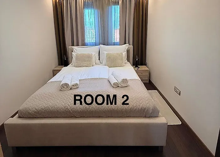 Local-Lux Apartman 3 szoba, privát parkoló Apartamento
