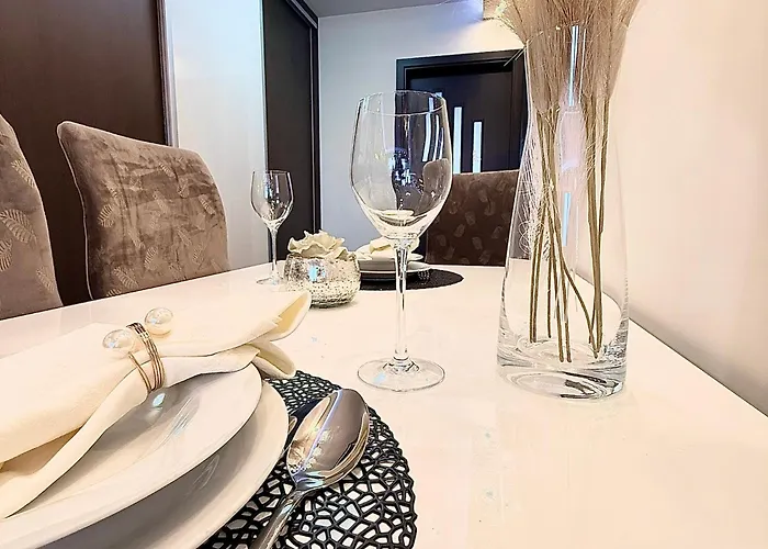 Local-lux Premium Apartment- 2 Bedrooms Balcony -2 Private Parking * קצ'קמט