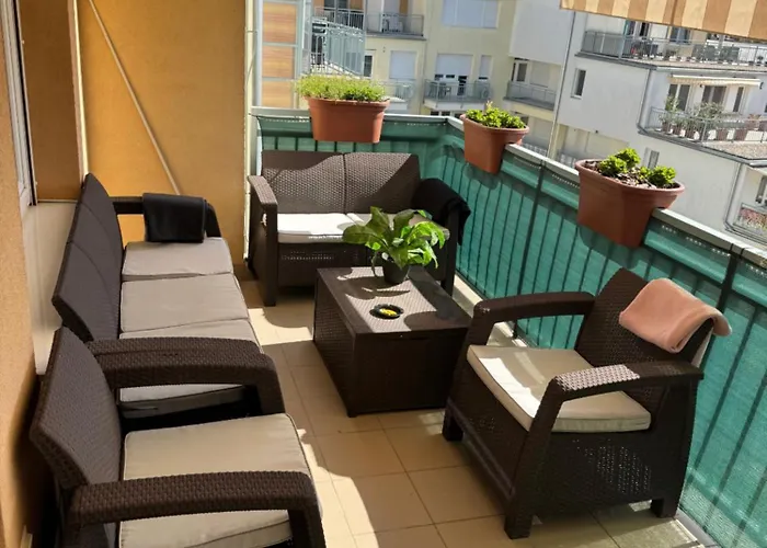 Apartamento Local-Lux Apartman 3 szoba, privát parkoló *